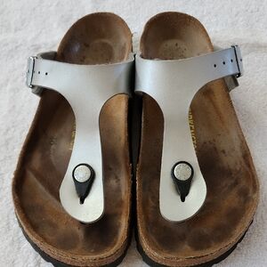 Birkenstock Gizeh Silver Thong Sandals Size 5 Preowned